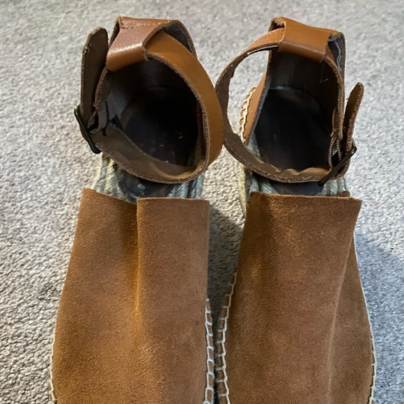 Gap wedge espradilles size 7.5 - Picture 3 of 10